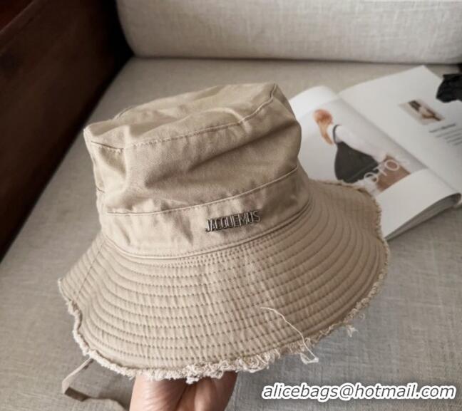 Discount Jacquemus Canvas Bucket Hat with Fringe and Strap J3002 Light Grey 2025