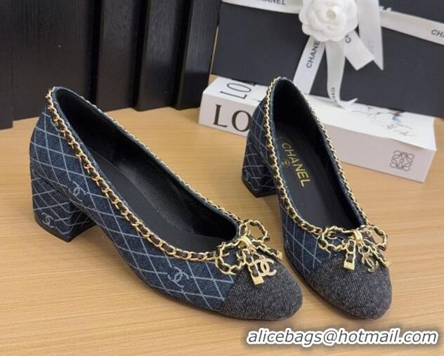 Best Product Chanel Quilted Denim Pumps with Chain Bow Dark Blue 2025 CH041605