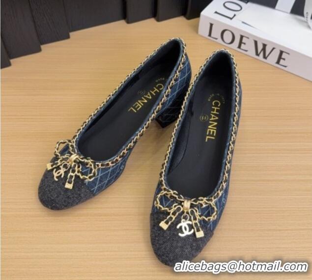 Best Product Chanel Quilted Denim Pumps with Chain Bow Dark Blue 2025 CH041605