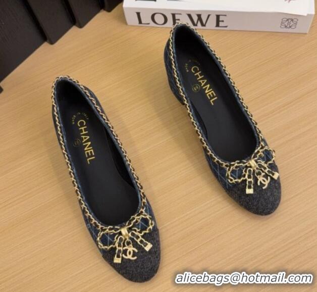 Best Product Chanel Quilted Denim Pumps with Chain Bow Dark Blue 2025 CH041605