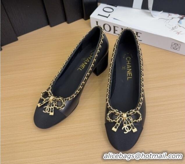 Durable Chanel Calfskin Pumps with Chain Bow Black 2025 CH041605