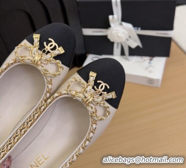 Top Design Chanel Calfskin Pumps with Chain Bow White 2025 CH041605