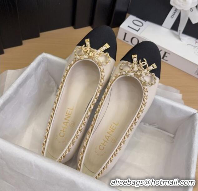 Stylish Chanel Calfskin Ballet Flats with Chain Bow White 2025 CH041605