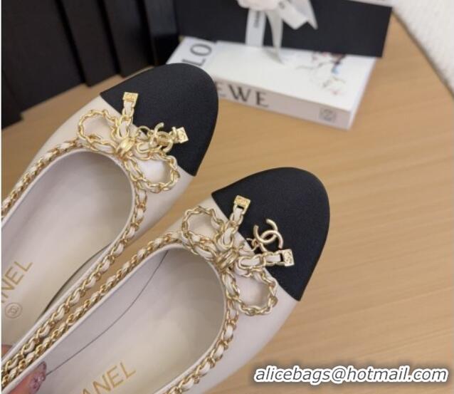 Stylish Chanel Calfskin Ballet Flats with Chain Bow White 2025 CH041605