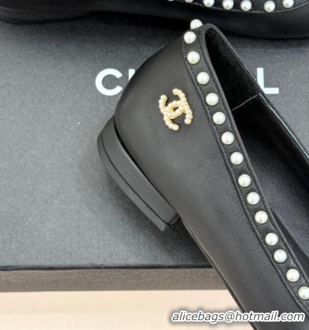 Stylish Chanel Lambskin & Patent Calfskin Ballet Flats with Pearls Black 2025 CH041609