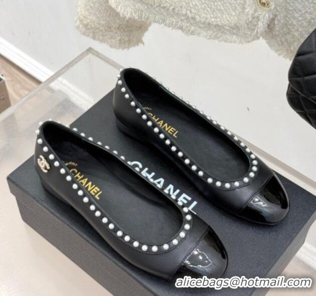 Stylish Chanel Lambskin & Patent Calfskin Ballet Flats with Pearls Black 2025 CH041609