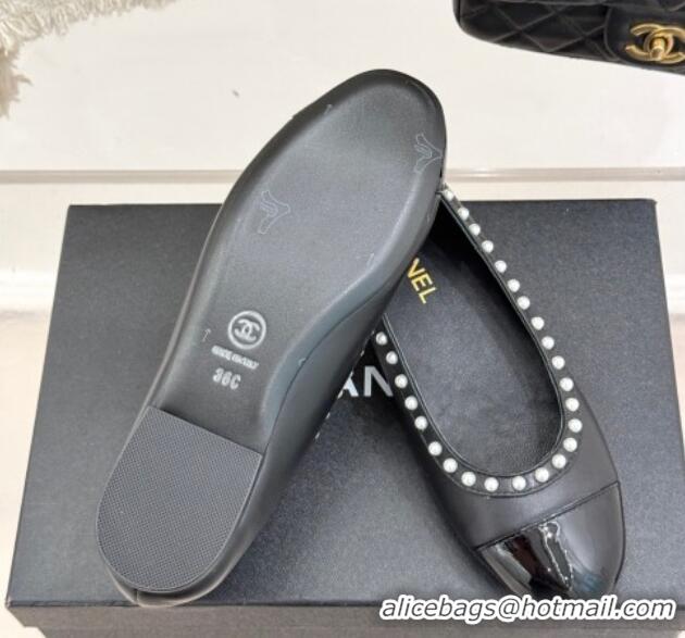 Stylish Chanel Lambskin & Patent Calfskin Ballet Flats with Pearls Black 2025 CH041609