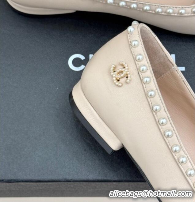 Stylish Chanel Lambskin & Patent Calfskin Ballet Flats with Pearls Light Pink 2025 CH041609