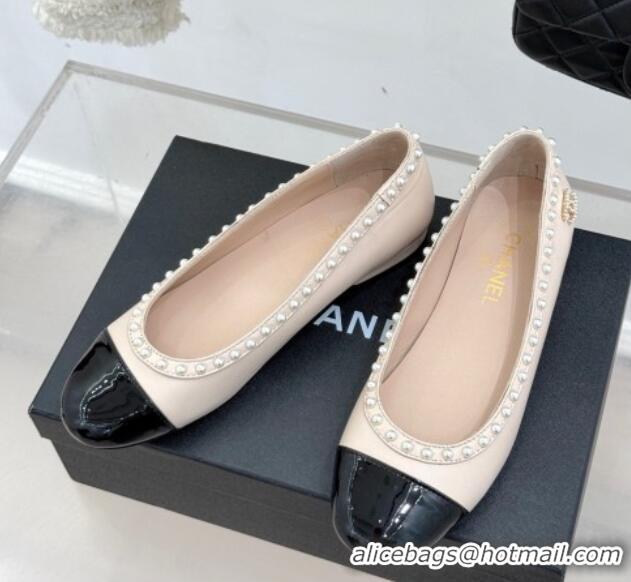 Stylish Chanel Lambskin & Patent Calfskin Ballet Flats with Pearls Light Pink 2025 CH041609