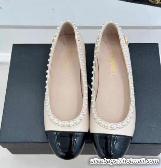 Stylish Chanel Lambskin & Patent Calfskin Ballet Flats with Pearls Light Pink 2025 CH041609