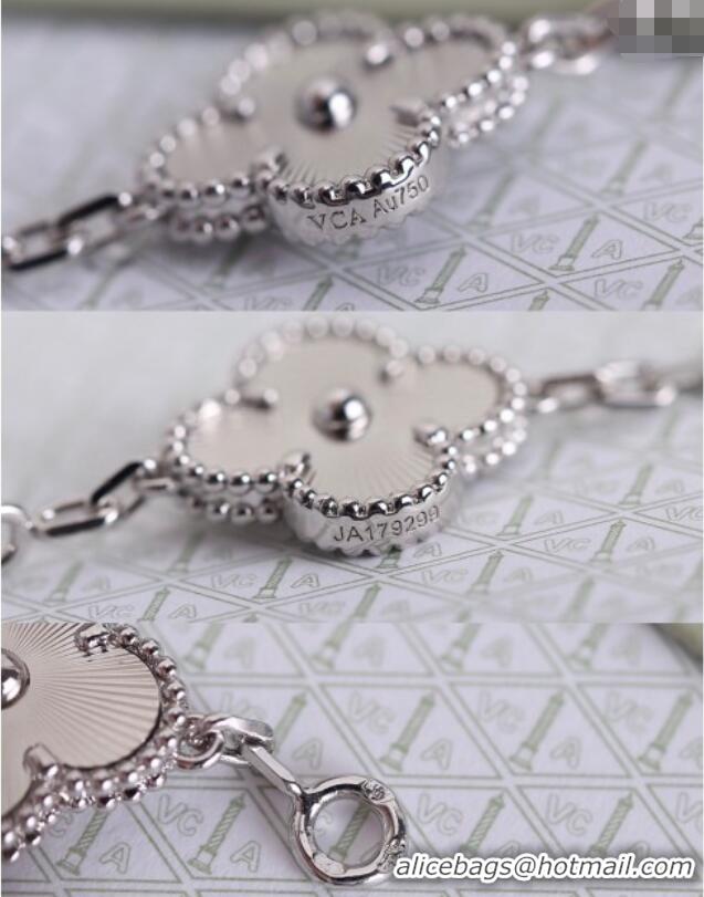 Luxury Classic Van Cleef & Arpels Vintage Alhambra Bracelet, 5 motifs 010943 Silver