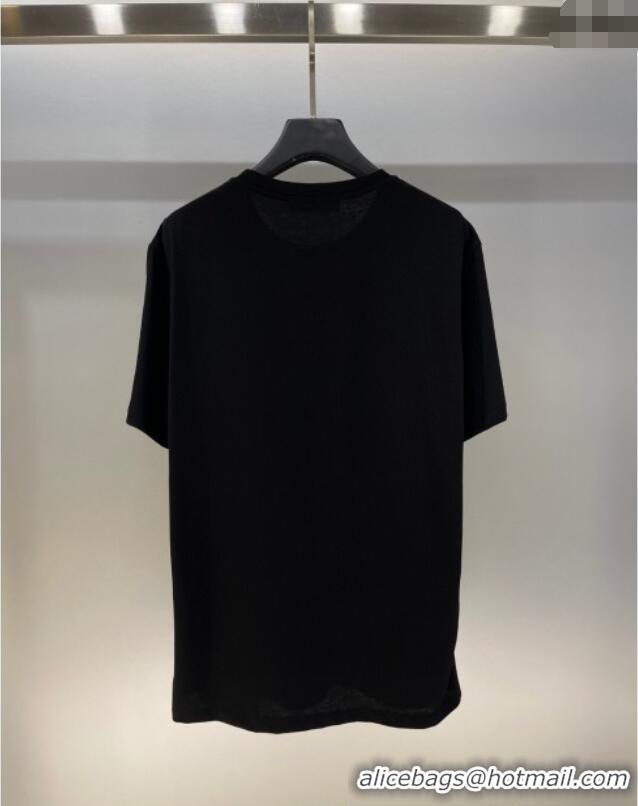 Buy Fashionable Gucci T-Shirt 0411 Black 2025(For Women and Men)