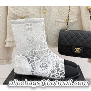 Cheap Price Chanel Lace Flat Ankle Boots White 2025 CH041619