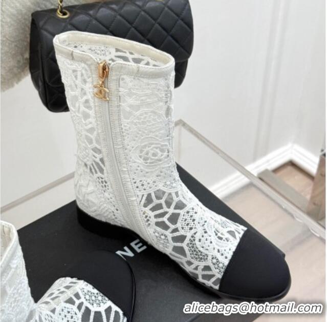 Cheap Price Chanel Lace Flat Ankle Boots White 2025 CH041619