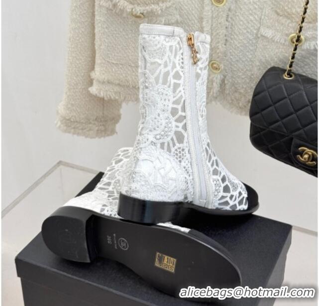 Cheap Price Chanel Lace Flat Ankle Boots White 2025 CH041619