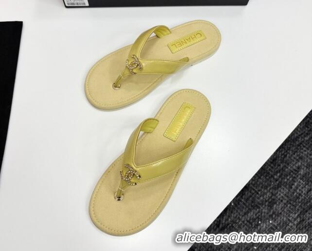 1:1 aaaaa Chanel Lambskin Flat Slide Thong Sandals with Strass CC Yellow 2025 CH041621