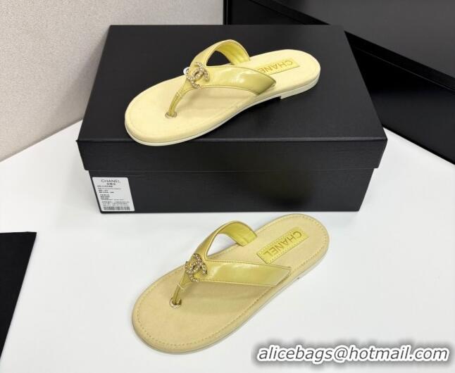 1:1 aaaaa Chanel Lambskin Flat Slide Thong Sandals with Strass CC Yellow 2025 CH041621