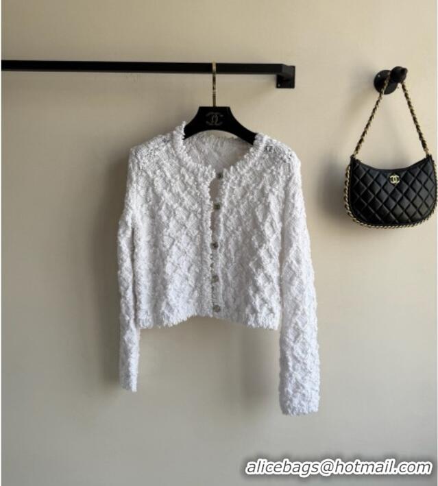 ​Top Grade Chanel Knit Cardigan CH042817 White 2025