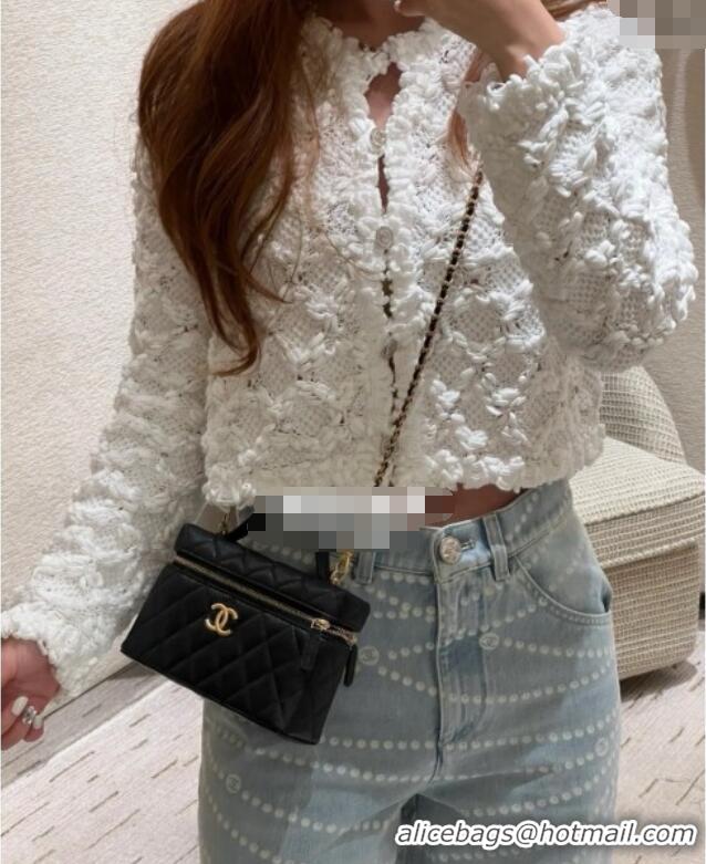 ​Top Grade Chanel Knit Cardigan CH042817 White 2025