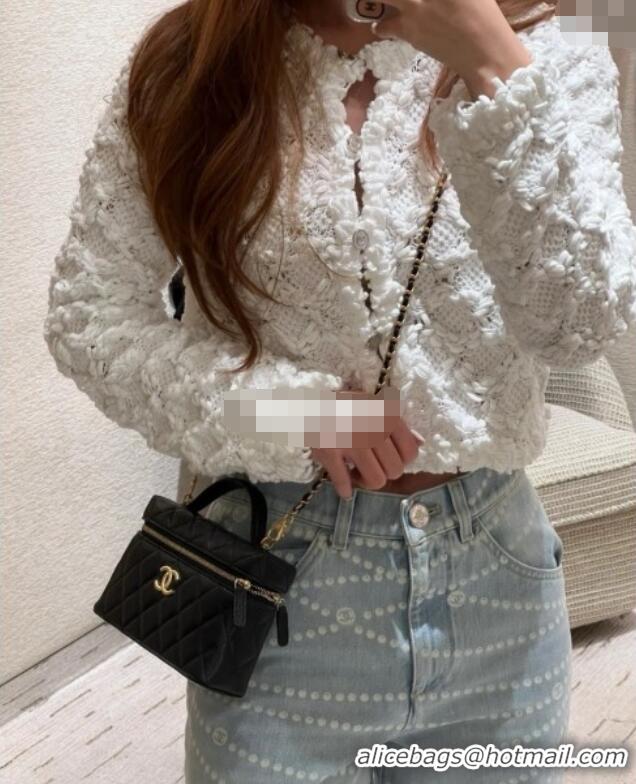 ​Top Grade Chanel Knit Cardigan CH042817 White 2025