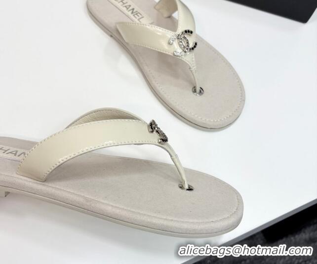Buy Discount Chanel Lambskin Flat Slide Thong Sandals with Strass CC White 2025 CH041621