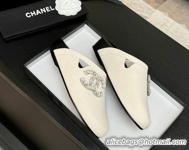 Good Looking Chanel Calfskin Flat Mules with Strass CC White 2025 CH041718