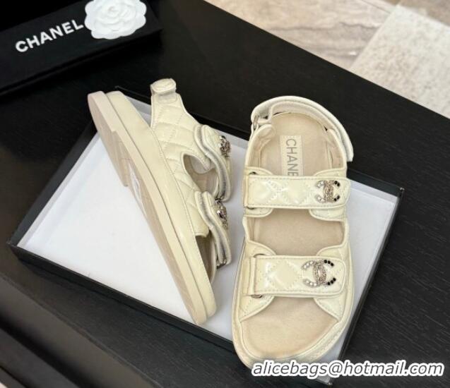 Pretty Style Chanel Patent Calfskin Flat Strap Sandals with Strass CC White 2025 CH041719