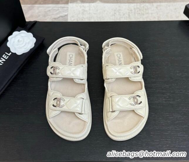 Pretty Style Chanel Patent Calfskin Flat Strap Sandals with Strass CC White 2025 CH041719