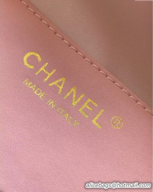 Well Crafted Chanel 25 Small Handbag in Grained Calfskin AS5293 Pink Spring-Summer 2025