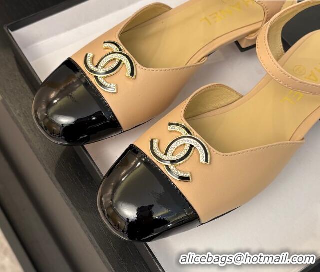 Stylish Chanel Calfskin & Patent Flat Sandals with Strass CC Beige 2025 CH041720