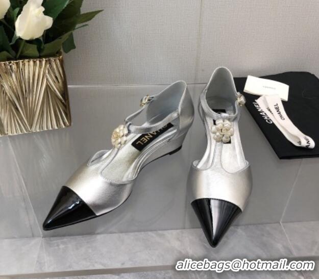 Best Grade Chanel Shiny Calfskin Mary Janes Wedge Pumps with Bloom Silver 2025 CH041722