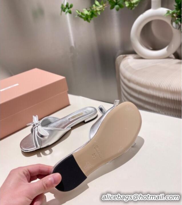​New Stylish Miu Miu Nappa Leather Flat Slides Sandal with Bow 042602 Silver 2025