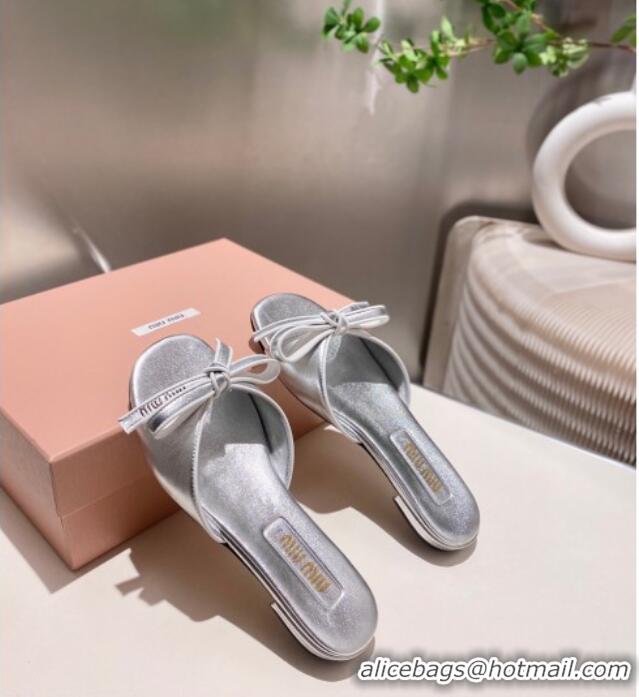 ​New Stylish Miu Miu Nappa Leather Flat Slides Sandal with Bow 042602 Silver 2025