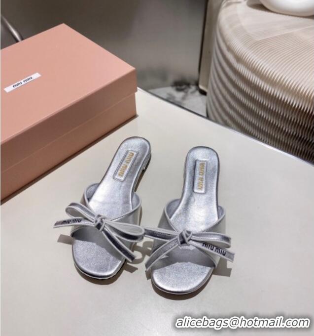 ​New Stylish Miu Miu Nappa Leather Flat Slides Sandal with Bow 042602 Silver 2025
