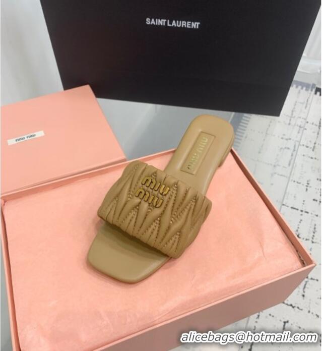 ​Buy Fashionable Miu Miu Matelasse Nappa Leather Flat Slides Sandal 5XX605 Light Brown 2025