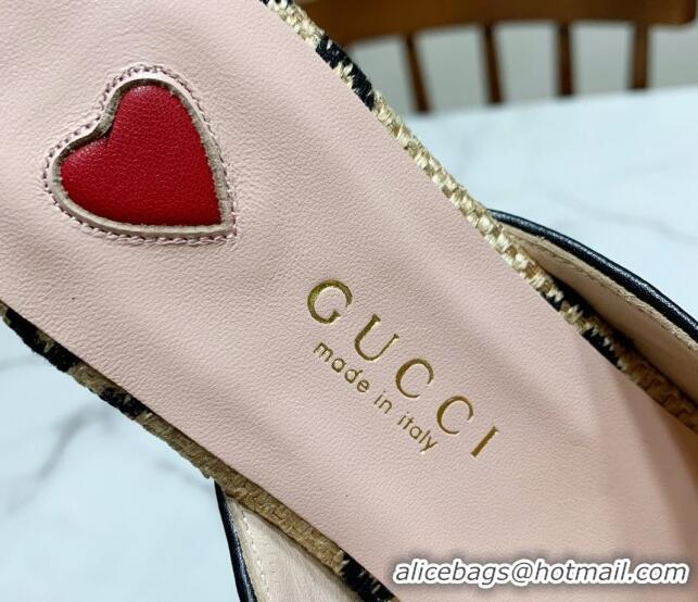 Good Looking Gucci Princetown Jumbo GG Canvas Flat Slippers Beige/Black 2025 557730