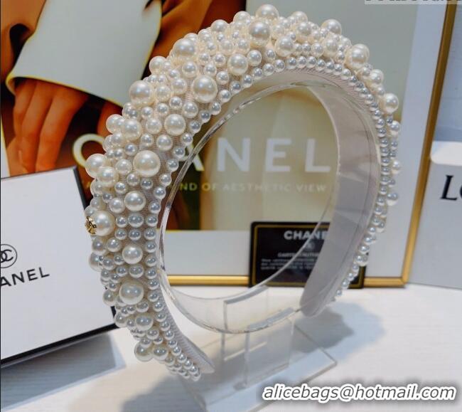Buy Inexpensive Chanel Pearls Headband 0111 White 2024