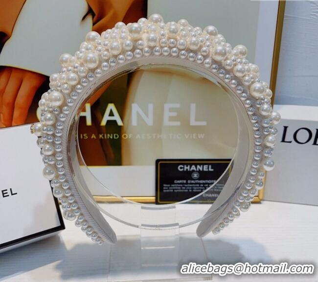 Buy Inexpensive Chanel Pearls Headband 0111 White 2024
