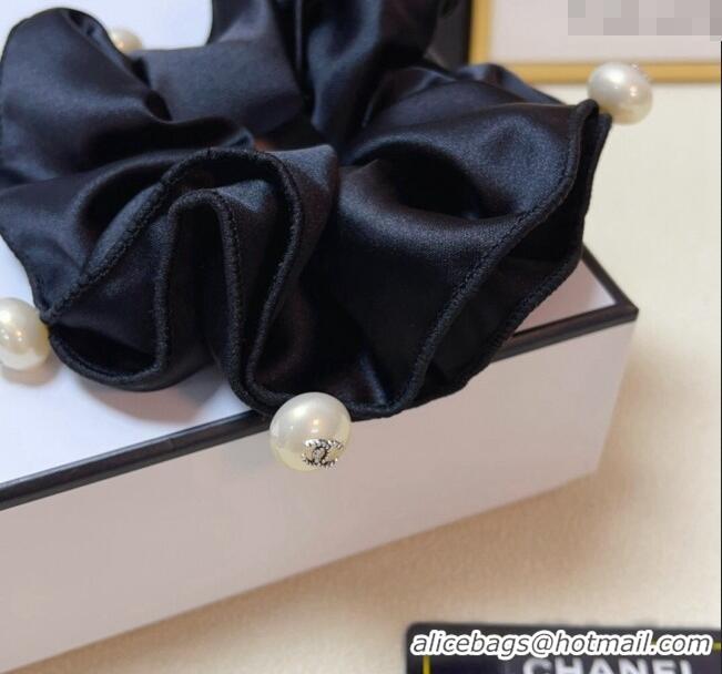 Good Product Chanel Black Hair Clip with Pearls 030202 2024