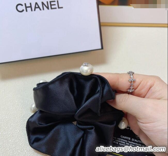 Good Product Chanel Black Hair Clip with Pearls 030202 2024