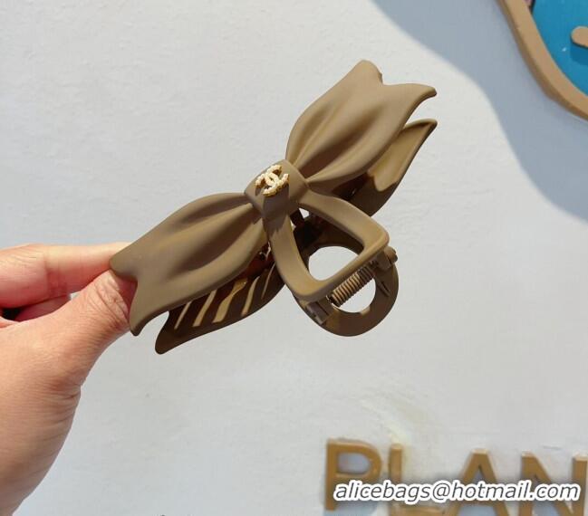 Top Quality Chanel Matte Bow Hair Clip CH0401 Khaki 2024
