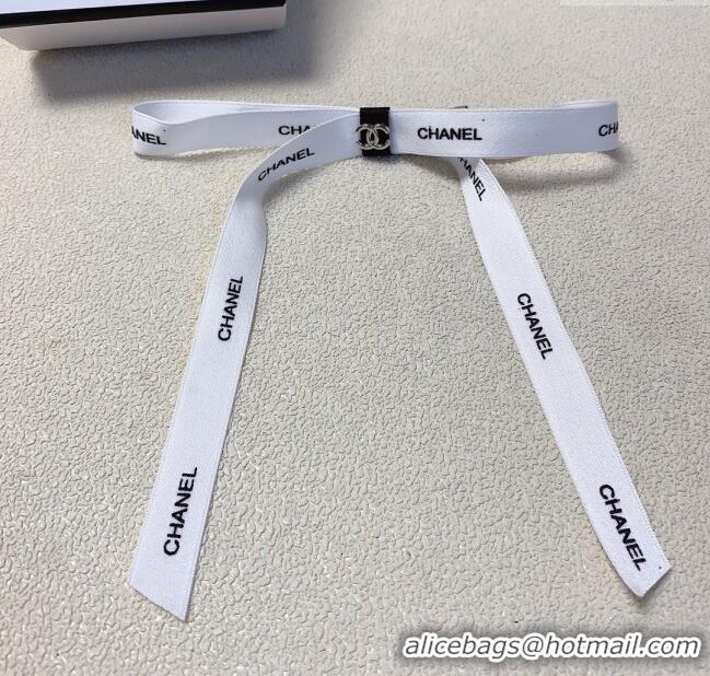 Famous Brand Chanel Bow Hair Pin CH101039 White 2024