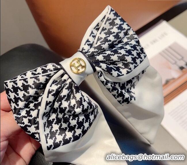 Inexpensive Hermes Bow Hair Clip 1023 White 2024