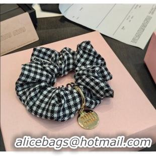 Good Looking Miu Miu Houndstooth Hairring 0311 Black/White 2025