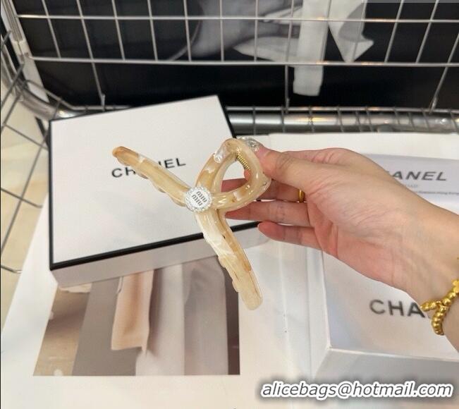 Well Crafted Miu Miu Hair Clip 0311 Beige 2025