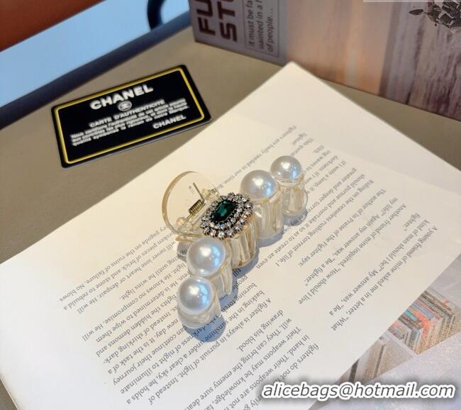 Noble Discount Chanel Hair Clip with Pearls and Stone CH0310 2025