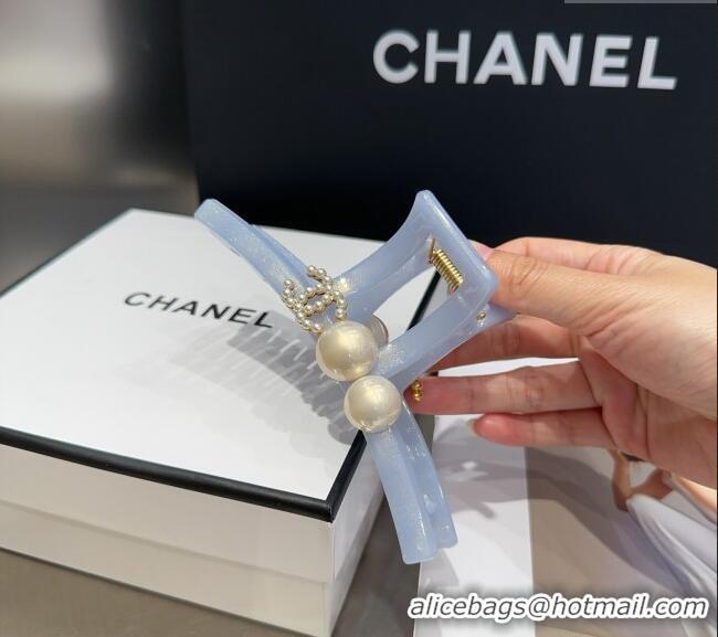 Famous Brand Chanel Hair Clip with Pearls 2081 Light Blue 2025