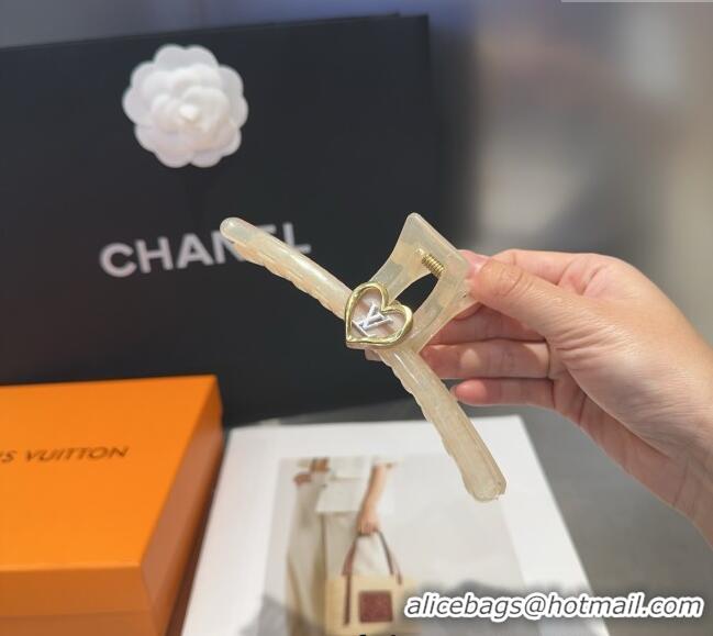 New Luxury Louis Vuitton LV Heart Hair Clip 0512 Beige 2025