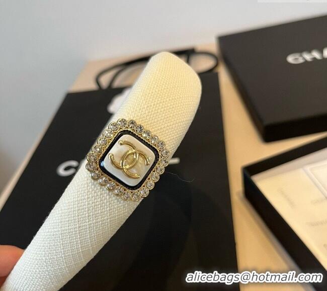 New Fashion Chanel Headband with CC Pearls 0512 White 2025