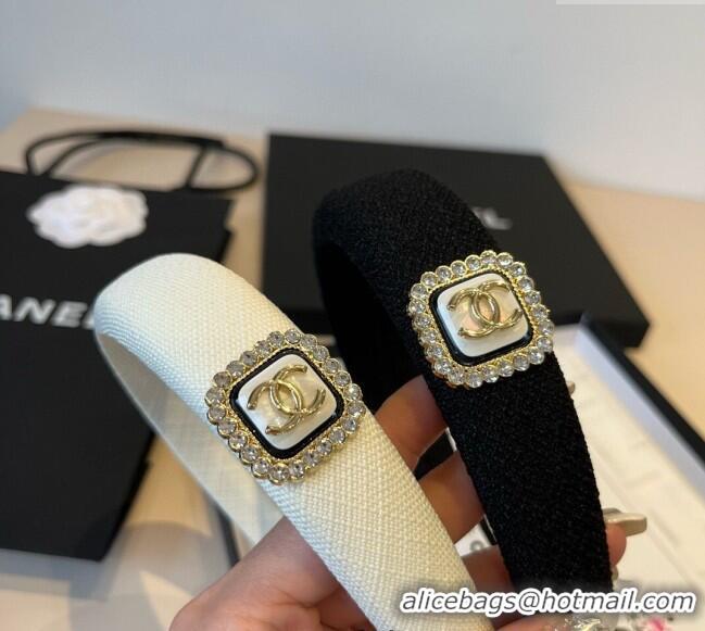 New Fashion Chanel Headband with CC Pearls 0512 White 2025